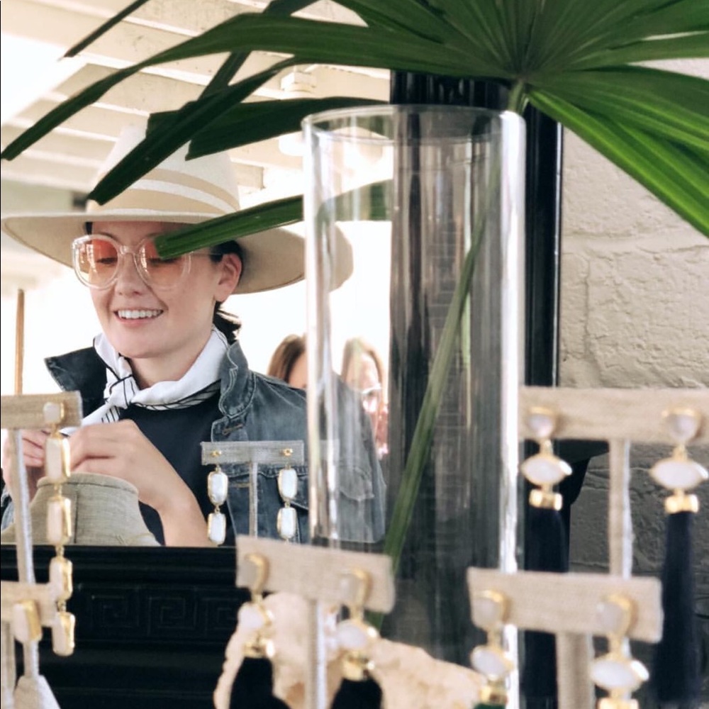 Meet your Posher, Michele